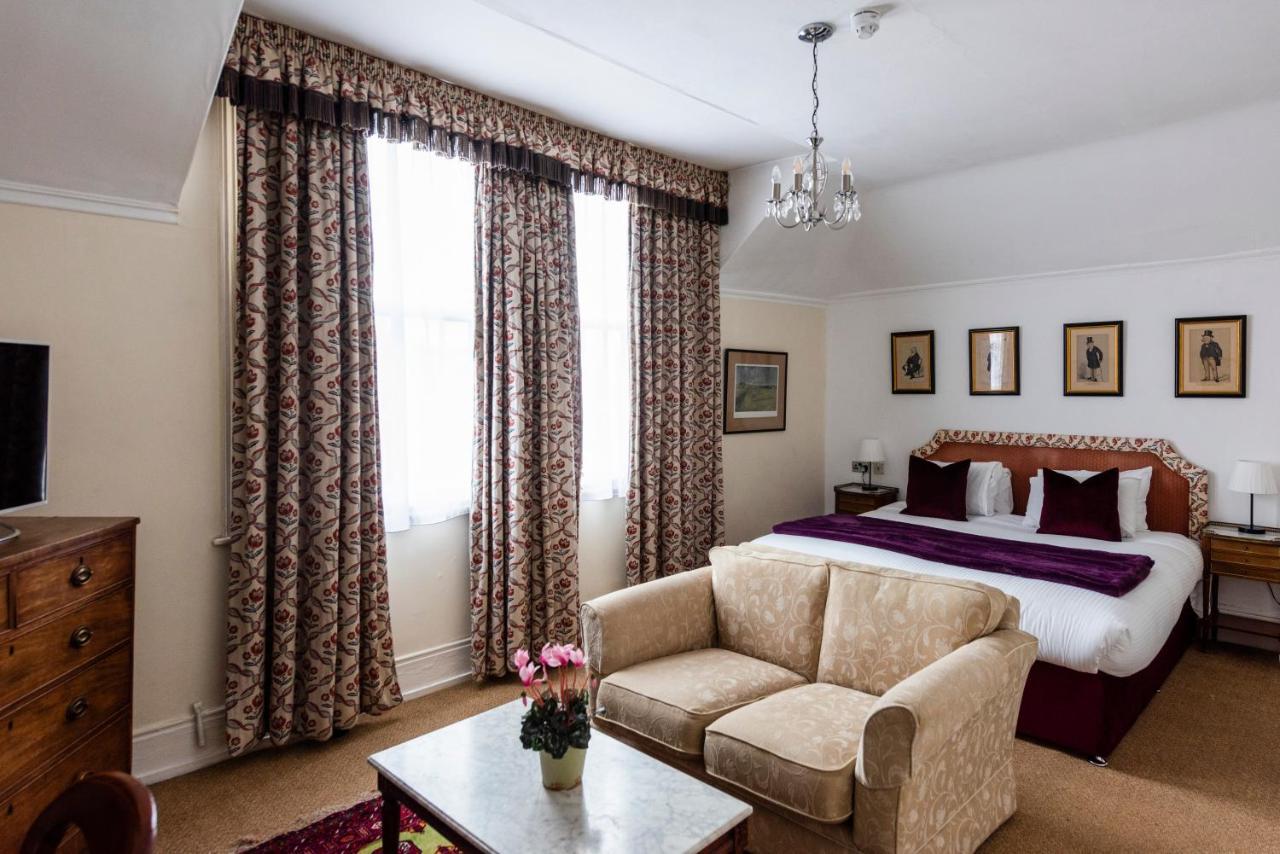 The George Inn Oakham Extérieur photo