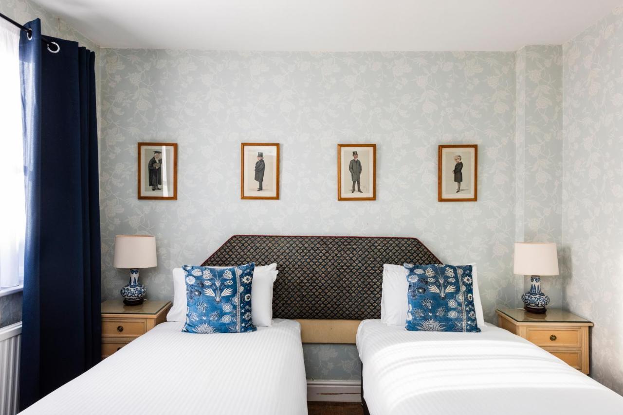 The George Inn Oakham Extérieur photo